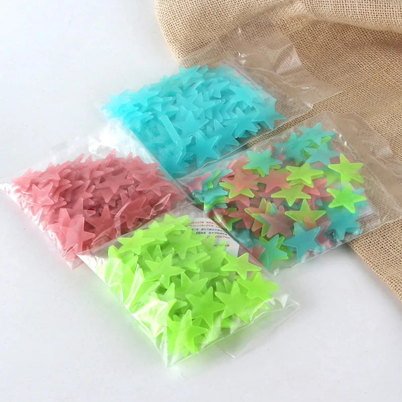 Adesivos de Estrela Luminosos 3cm | Fluorescente, Brilho no Escuro, Quarto Infantil 100 Pcs✨🌙