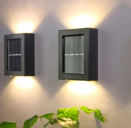 Luminária Arandela Solar para Áreas Externas - 2 Focos de luz quente para parede | Sua Casa Nova 💡