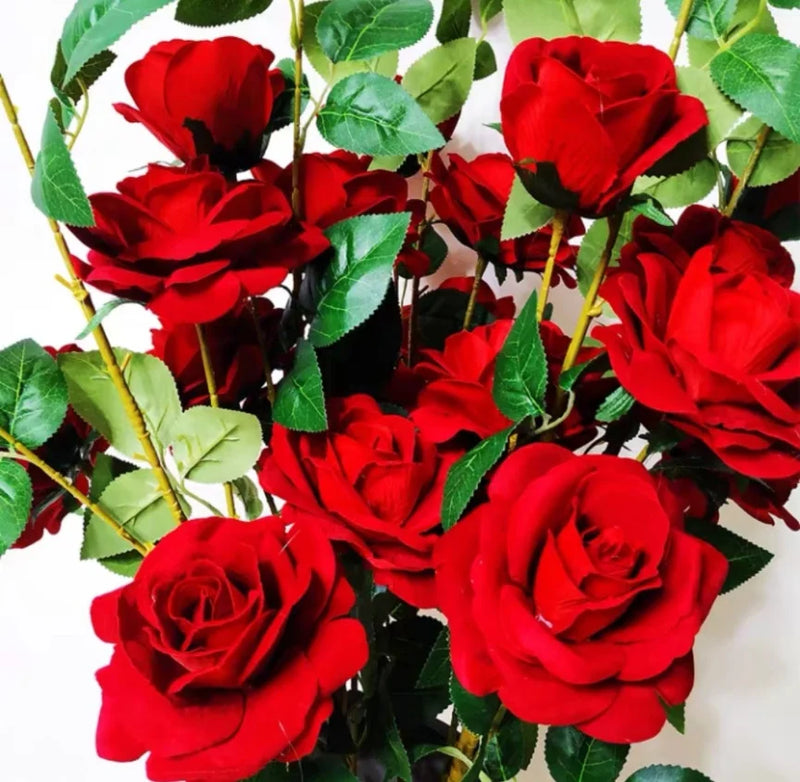 🌹 Ramo de Rosas Vermelhas Artificiais | Sua Casa Nova